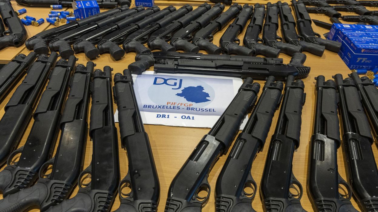 Sion en alerte : des explosifs et des armes volées déclenchent une crise de sécurité nationale