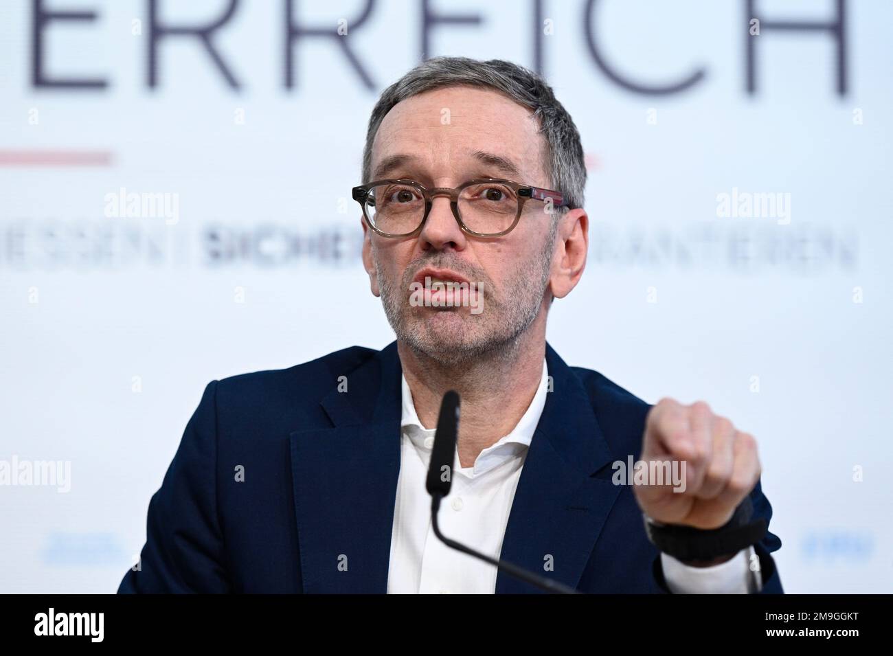 L&rsquo;FPÖ s&rsquo;impose en Autriche avec un avantage écrasant de plus de 35 %